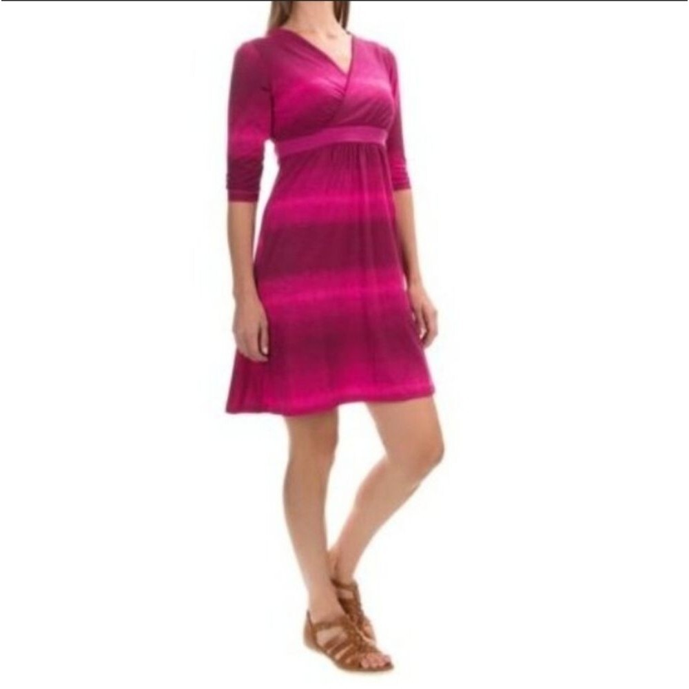 Mountain Hardware Quarter Sleeve Dress Wrap Bust size Medium